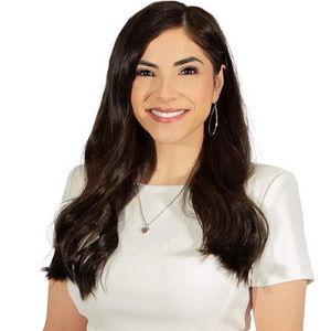 Meet your Posher, Liz